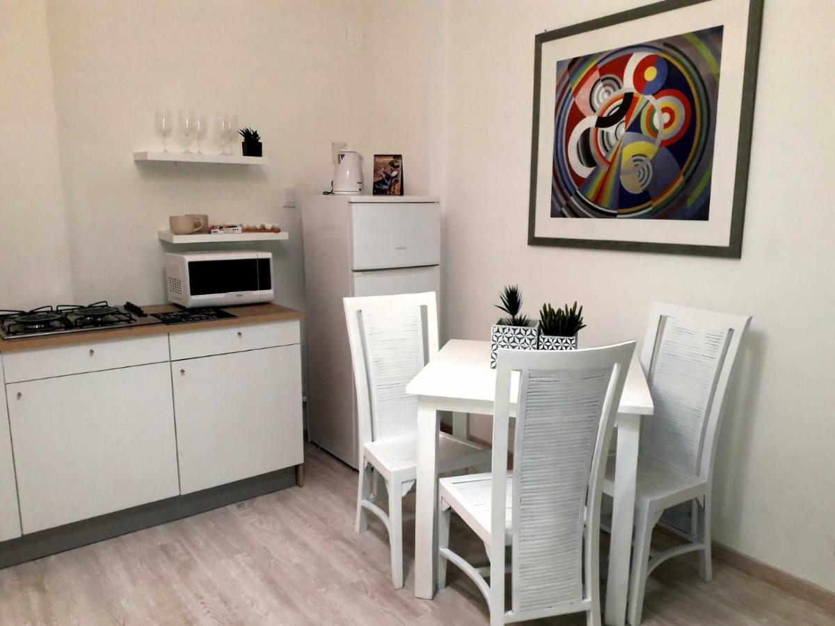Miklod Apartment *
